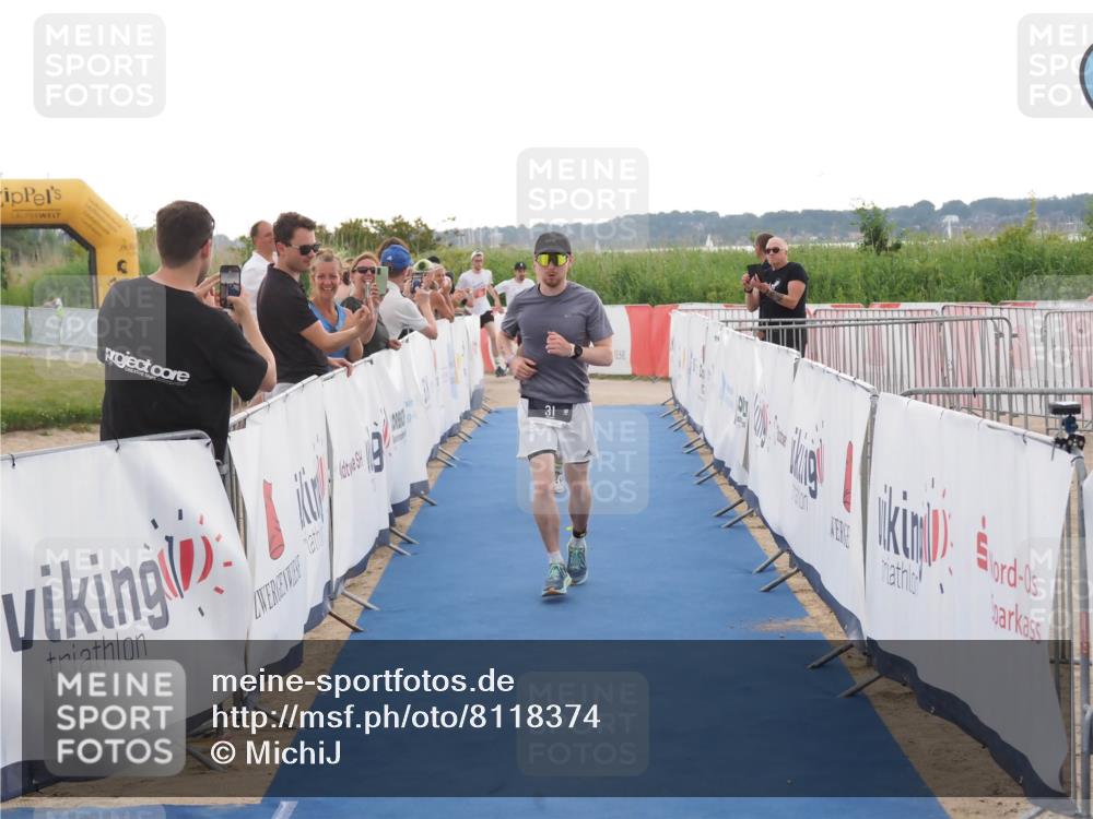 22.06.2025 - Viking Triathlon MichiJ http://msf.ph/oto/8118374 22.06.2025 16:28:07 Ziel 31, 285, 601 meine-sportfotos.de
