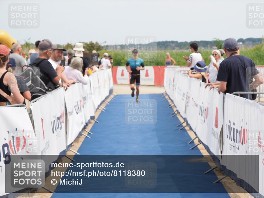 22.06.2025 - Viking Triathlon MichiJ http://msf.ph/oto/8118380 22.06.2025 14:57:35 Ziel 316 meine-sportfotos.de