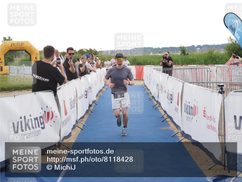 22.06.2025 - Viking Triathlon MichiJ http://msf.ph/oto/8118428 22.06.2025 16:28:08 Ziel 31, 285, 601 meine-sportfotos.de