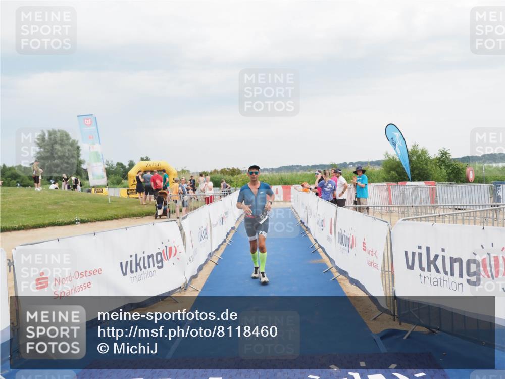 22.06.2025 - Viking Triathlon MichiJ http://msf.ph/oto/8118460 22.06.2025 16:56:17 Ziel 23 meine-sportfotos.de
