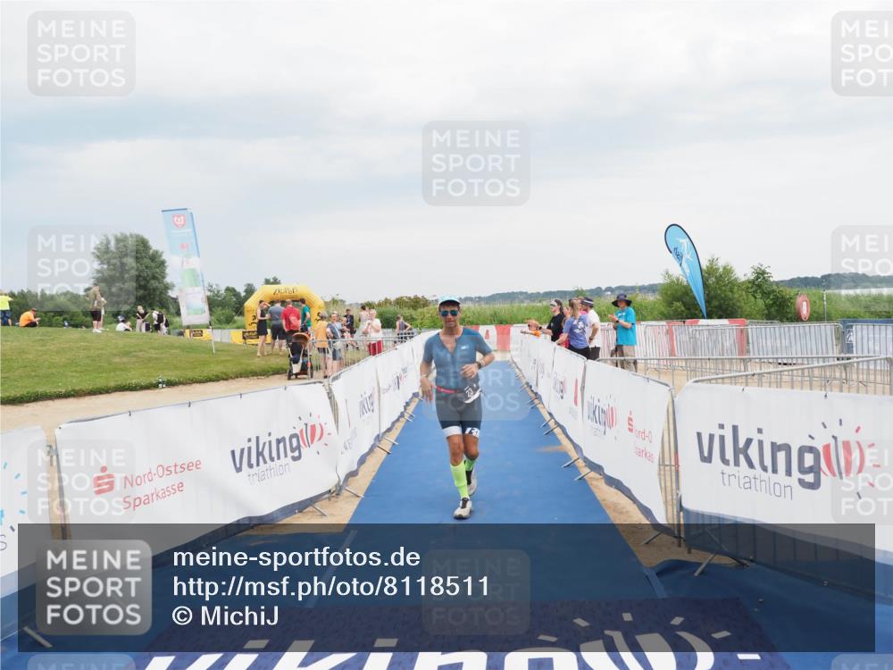22.06.2025 - Viking Triathlon MichiJ http://msf.ph/oto/8118511 22.06.2025 16:56:17 Ziel 23 meine-sportfotos.de