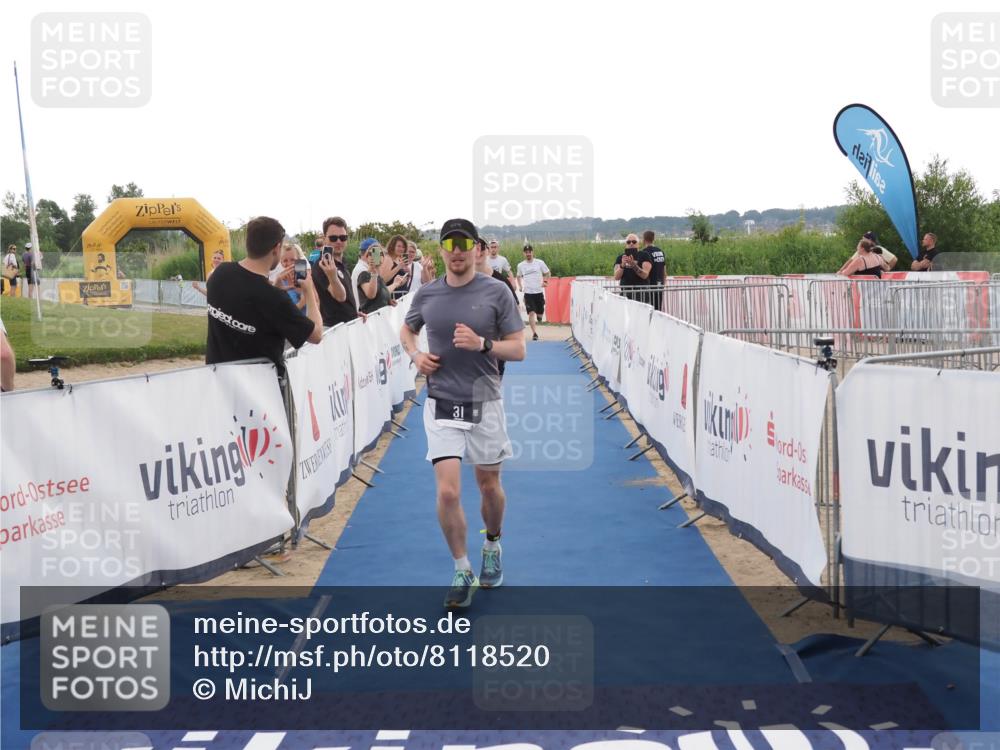 22.06.2025 - Viking Triathlon MichiJ http://msf.ph/oto/8118520 22.06.2025 16:28:09 Ziel 31, 285, 601 meine-sportfotos.de