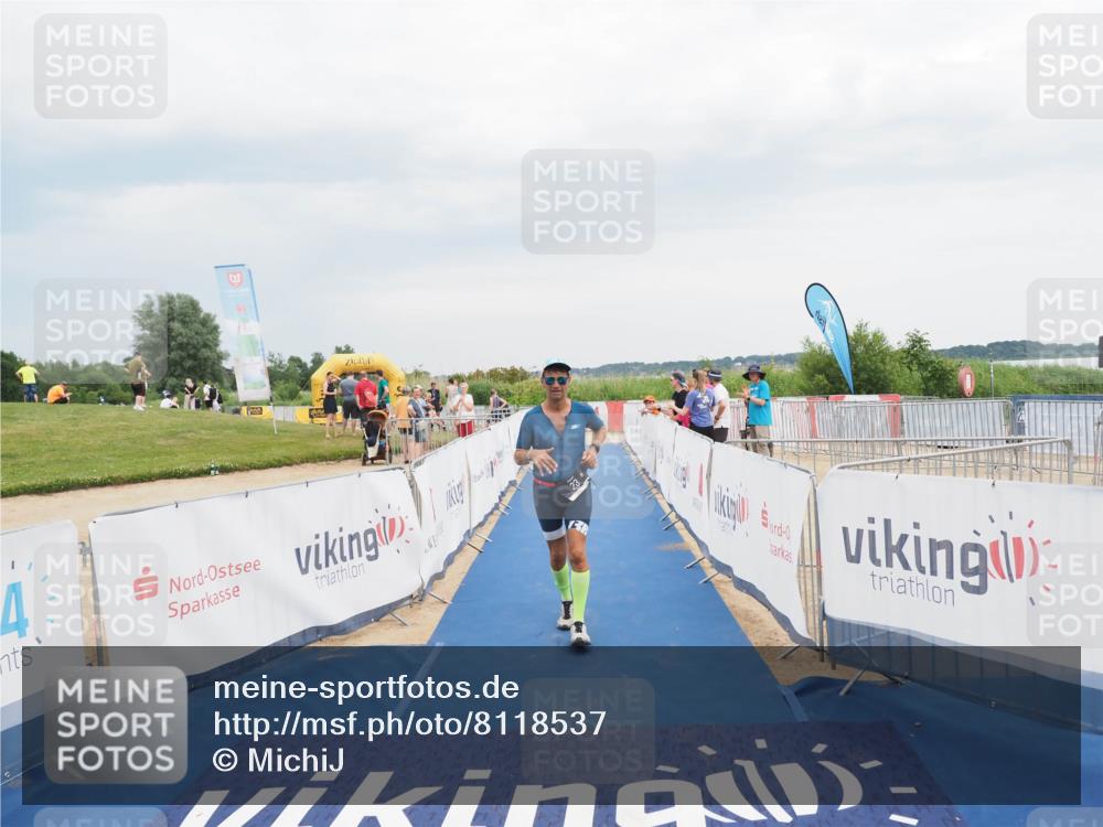 22.06.2025 - Viking Triathlon MichiJ http://msf.ph/oto/8118537 22.06.2025 16:56:17 Ziel 23 meine-sportfotos.de