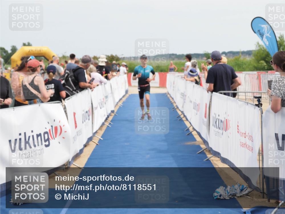22.06.2025 - Viking Triathlon MichiJ http://msf.ph/oto/8118551 22.06.2025 14:57:37 Ziel 316 meine-sportfotos.de