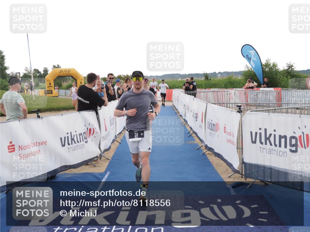 22.06.2025 - Viking Triathlon MichiJ http://msf.ph/oto/8118556 22.06.2025 16:28:09 Ziel 31, 285, 601 meine-sportfotos.de