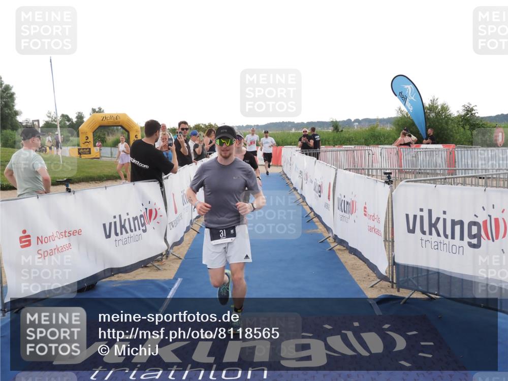 22.06.2025 - Viking Triathlon MichiJ http://msf.ph/oto/8118565 22.06.2025 16:28:09 Ziel 31, 285, 601 meine-sportfotos.de