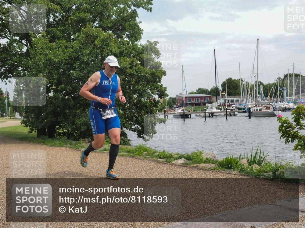 22.06.2025 - Viking Triathlon KatJ http://msf.ph/oto/8118593 22.06.2025 15:11:20 Laufen 490 meine-sportfotos.de