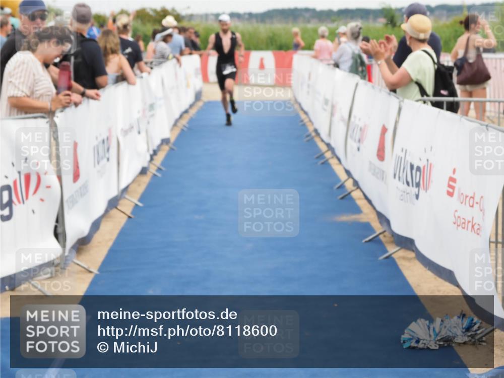 22.06.2025 - Viking Triathlon MichiJ http://msf.ph/oto/8118600 22.06.2025 15:08:25 Ziel 265, 411 meine-sportfotos.de