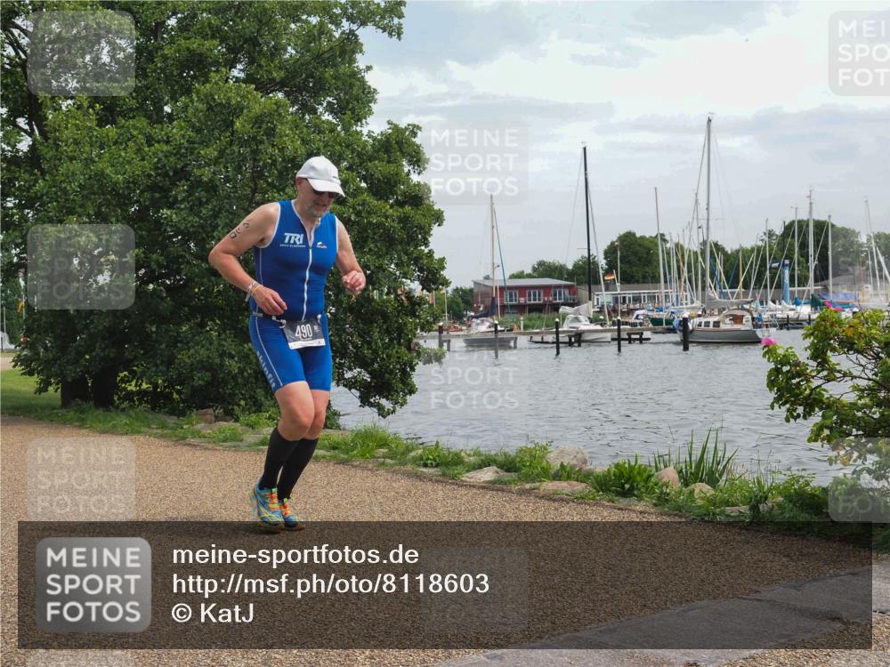 22.06.2025 - Viking Triathlon KatJ http://msf.ph/oto/8118603 22.06.2025 15:11:20 Laufen 490 meine-sportfotos.de