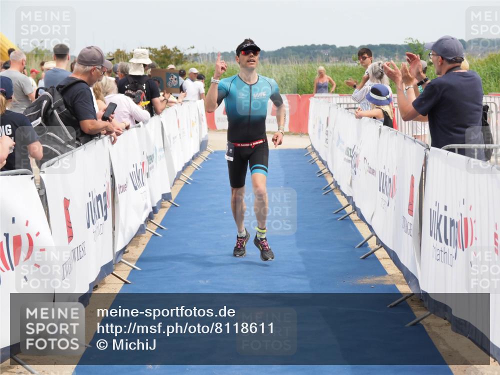 22.06.2025 - Viking Triathlon MichiJ http://msf.ph/oto/8118611 22.06.2025 14:57:38 Ziel 316 meine-sportfotos.de