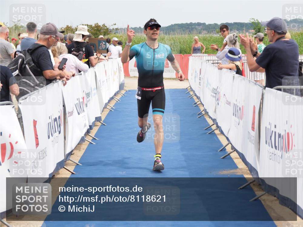 22.06.2025 - Viking Triathlon MichiJ http://msf.ph/oto/8118621 22.06.2025 14:57:38 Ziel 316 meine-sportfotos.de