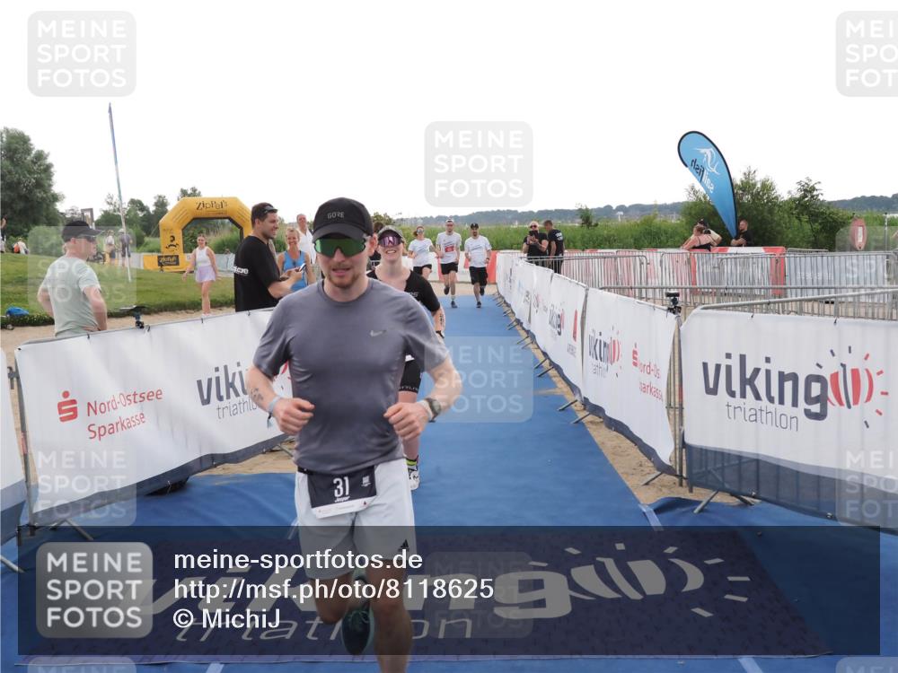 22.06.2025 - Viking Triathlon MichiJ http://msf.ph/oto/8118625 22.06.2025 16:28:10 Ziel 31, 285, 601 meine-sportfotos.de