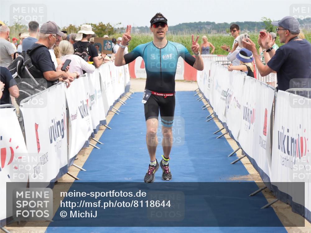 22.06.2025 - Viking Triathlon MichiJ http://msf.ph/oto/8118644 22.06.2025 14:57:38 Ziel 316 meine-sportfotos.de
