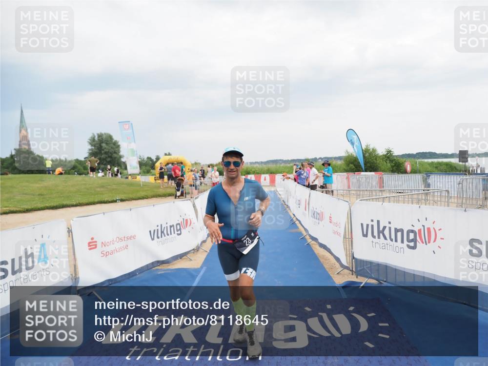 22.06.2025 - Viking Triathlon MichiJ http://msf.ph/oto/8118645 22.06.2025 16:56:19 Ziel 23 meine-sportfotos.de