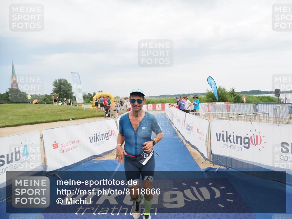 22.06.2025 - Viking Triathlon MichiJ http://msf.ph/oto/8118666 22.06.2025 16:56:19 Ziel 23 meine-sportfotos.de