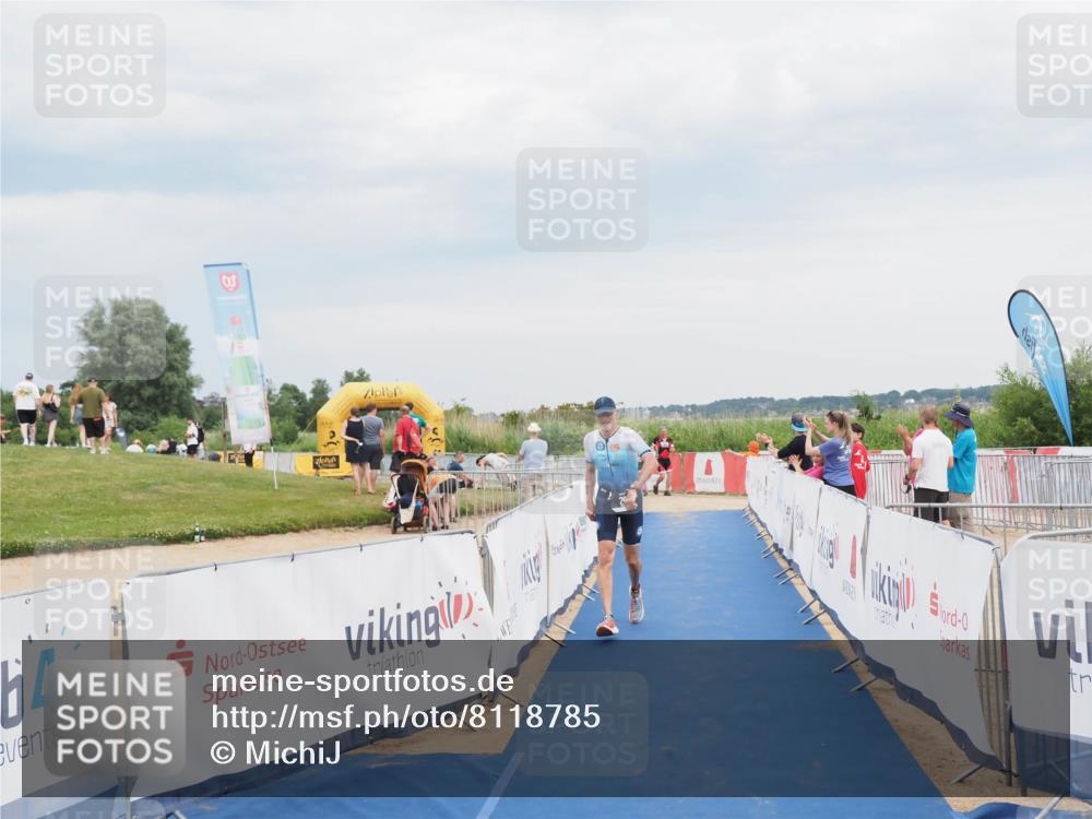 22.06.2025 - Viking Triathlon MichiJ http://msf.ph/oto/8118785 22.06.2025 16:59:18 Ziel 26 meine-sportfotos.de