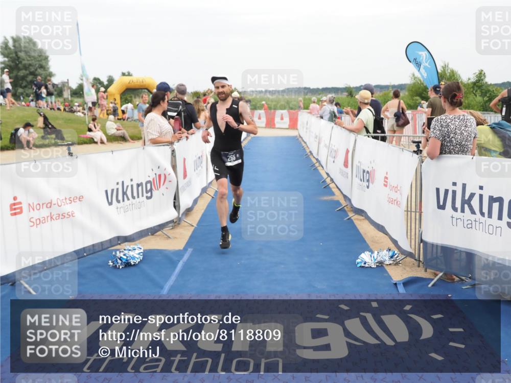 22.06.2025 - Viking Triathlon MichiJ http://msf.ph/oto/8118809 22.06.2025 15:08:28 Ziel 265 meine-sportfotos.de