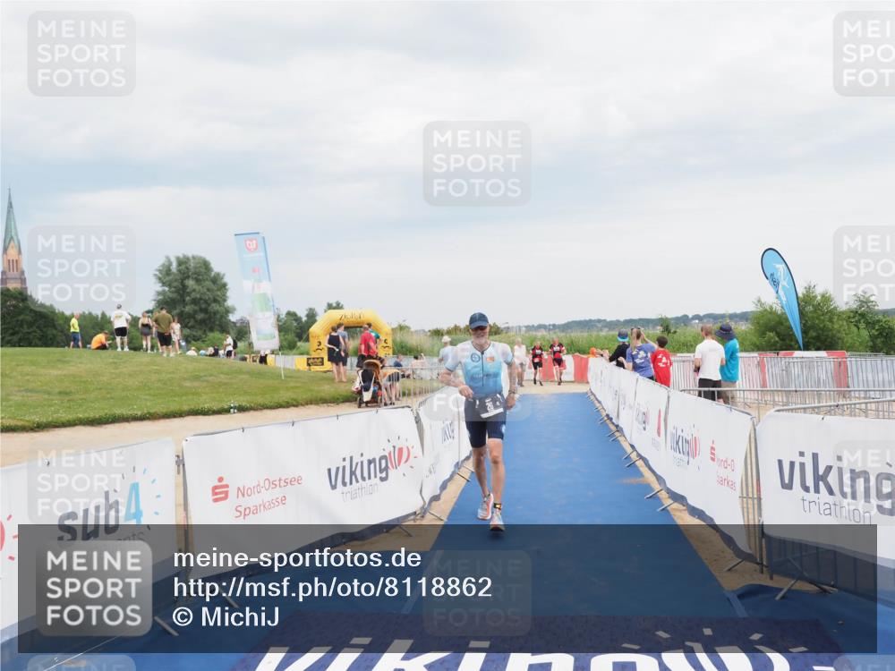 22.06.2025 - Viking Triathlon MichiJ http://msf.ph/oto/8118862 22.06.2025 16:59:19 Ziel 26 meine-sportfotos.de