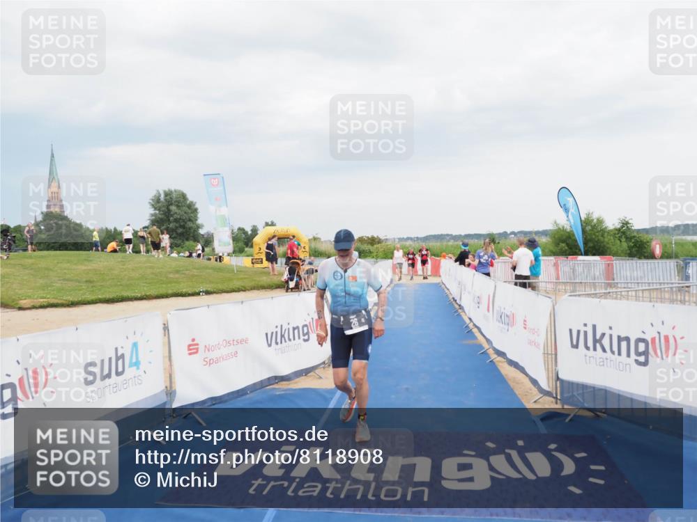 22.06.2025 - Viking Triathlon MichiJ http://msf.ph/oto/8118908 22.06.2025 16:59:20 Ziel 26 meine-sportfotos.de