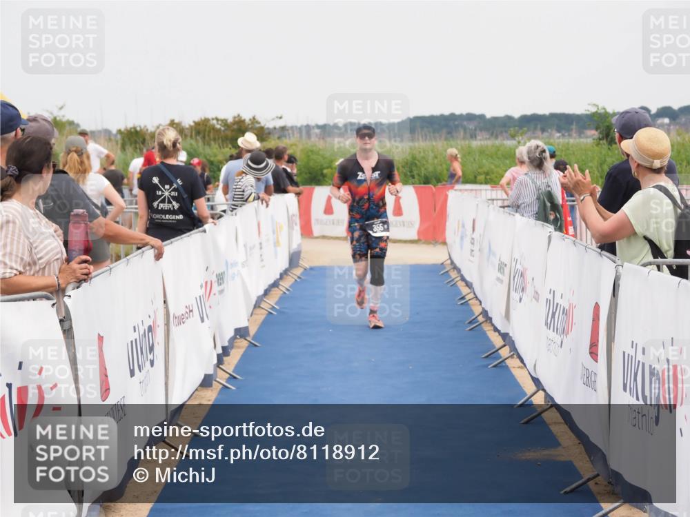 22.06.2025 - Viking Triathlon MichiJ http://msf.ph/oto/8118912 22.06.2025 15:08:34 Ziel 355 meine-sportfotos.de
