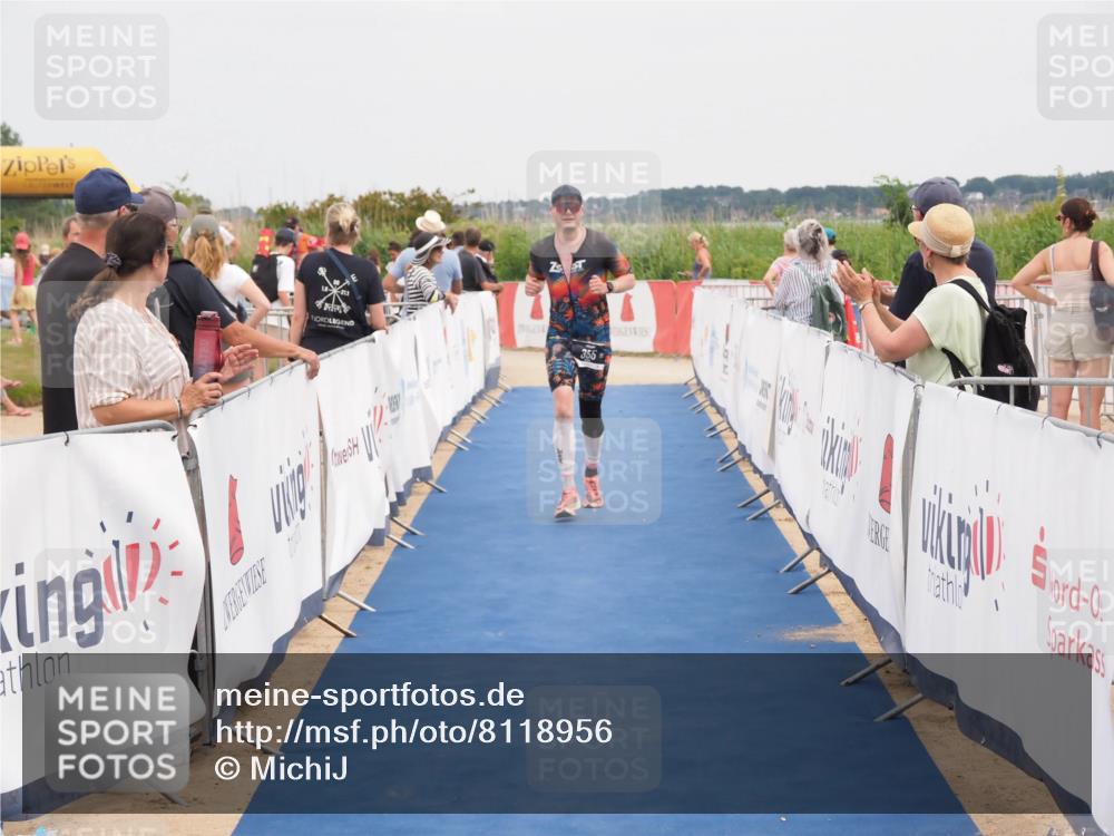 22.06.2025 - Viking Triathlon MichiJ http://msf.ph/oto/8118956 22.06.2025 15:08:35 Ziel 355 meine-sportfotos.de