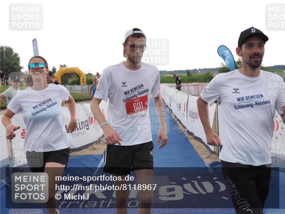 22.06.2025 - Viking Triathlon MichiJ http://msf.ph/oto/8118967 22.06.2025 16:28:15 Ziel 601 meine-sportfotos.de
