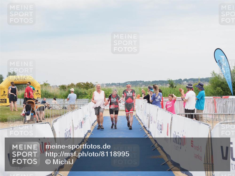 22.06.2025 - Viking Triathlon MichiJ http://msf.ph/oto/8118995 22.06.2025 16:59:26 Ziel 640 meine-sportfotos.de