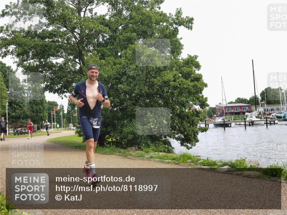 22.06.2025 - Viking Triathlon KatJ http://msf.ph/oto/8118997 22.06.2025 15:12:16 Laufen 54 meine-sportfotos.de