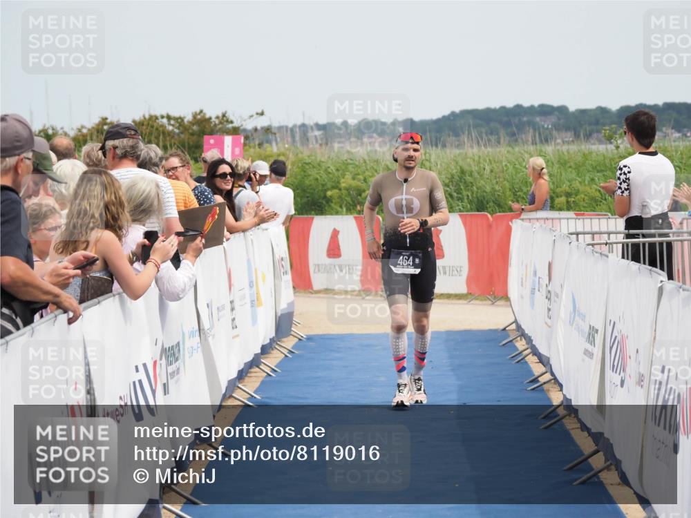 22.06.2025 - Viking Triathlon MichiJ http://msf.ph/oto/8119016 22.06.2025 14:58:33 Ziel 464 meine-sportfotos.de