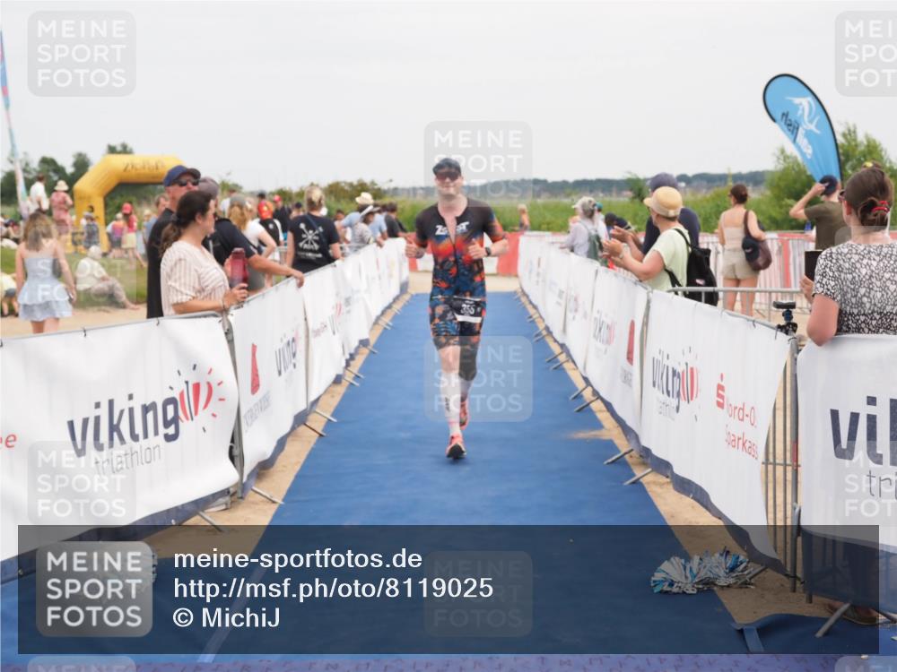 22.06.2025 - Viking Triathlon MichiJ http://msf.ph/oto/8119025 22.06.2025 15:08:37 Ziel 355 meine-sportfotos.de