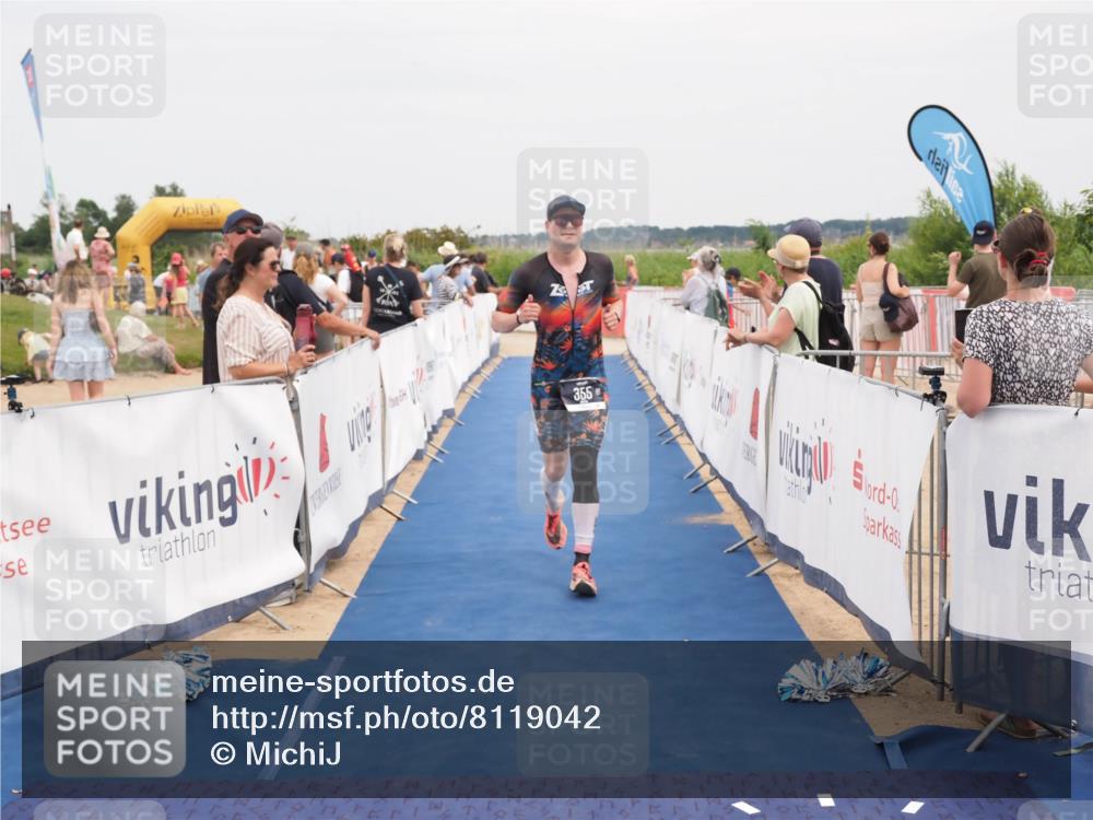 22.06.2025 - Viking Triathlon MichiJ http://msf.ph/oto/8119042 22.06.2025 15:08:37 Ziel 355 meine-sportfotos.de