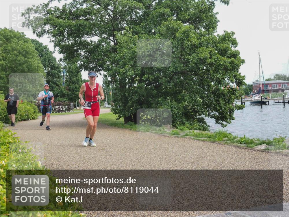 22.06.2025 - Viking Triathlon KatJ http://msf.ph/oto/8119044 22.06.2025 15:12:25 Laufen 353, 627 meine-sportfotos.de