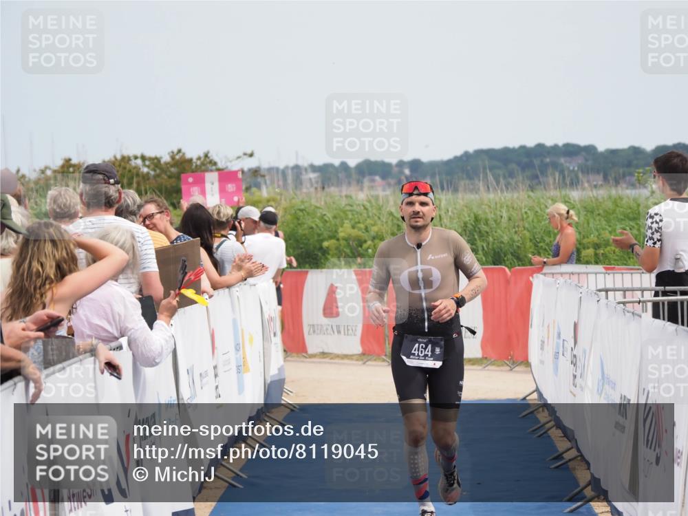 22.06.2025 - Viking Triathlon MichiJ http://msf.ph/oto/8119045 22.06.2025 14:58:34 Ziel 464 meine-sportfotos.de