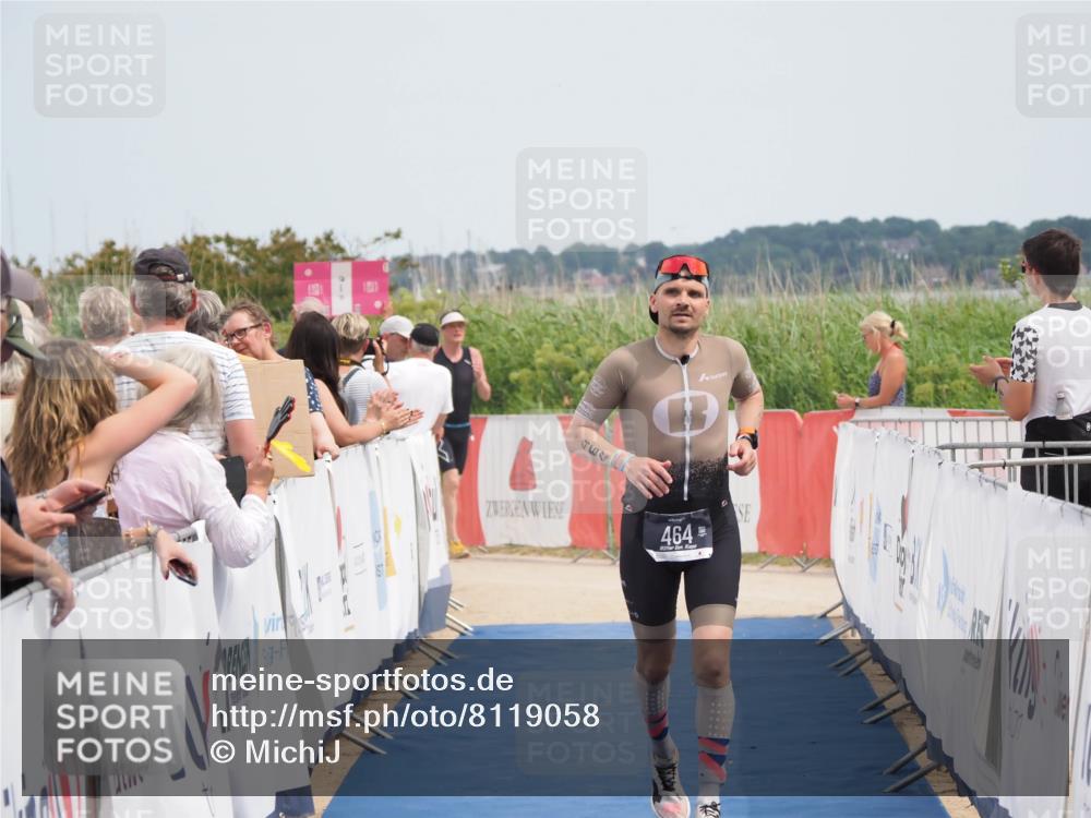 22.06.2025 - Viking Triathlon MichiJ http://msf.ph/oto/8119058 22.06.2025 14:58:34 Ziel 464 meine-sportfotos.de
