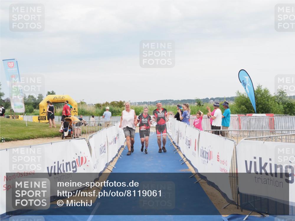 22.06.2025 - Viking Triathlon MichiJ http://msf.ph/oto/8119061 22.06.2025 16:59:27 Ziel 640 meine-sportfotos.de