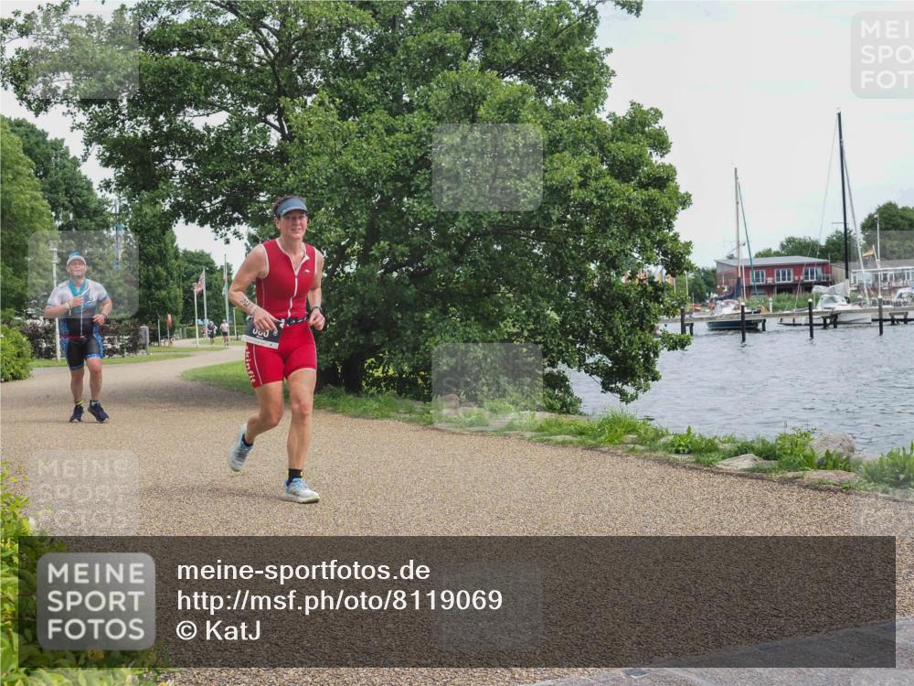 22.06.2025 - Viking Triathlon KatJ http://msf.ph/oto/8119069 22.06.2025 15:12:25 Laufen 353, 627 meine-sportfotos.de