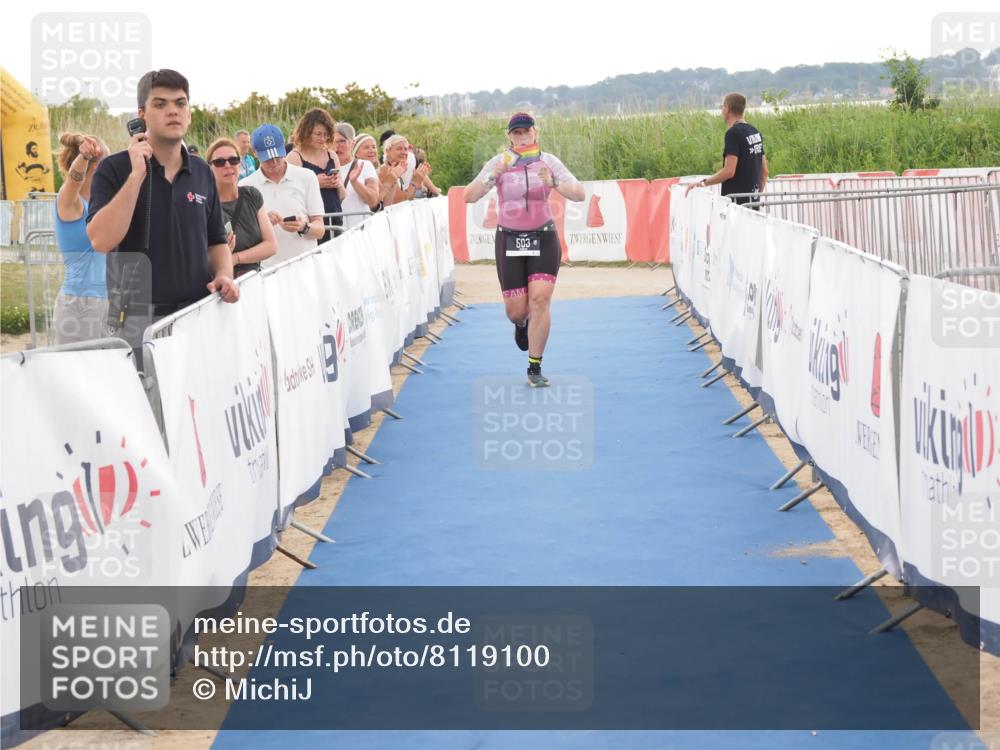 22.06.2025 - Viking Triathlon MichiJ http://msf.ph/oto/8119100 22.06.2025 16:28:25 Ziel 503 meine-sportfotos.de