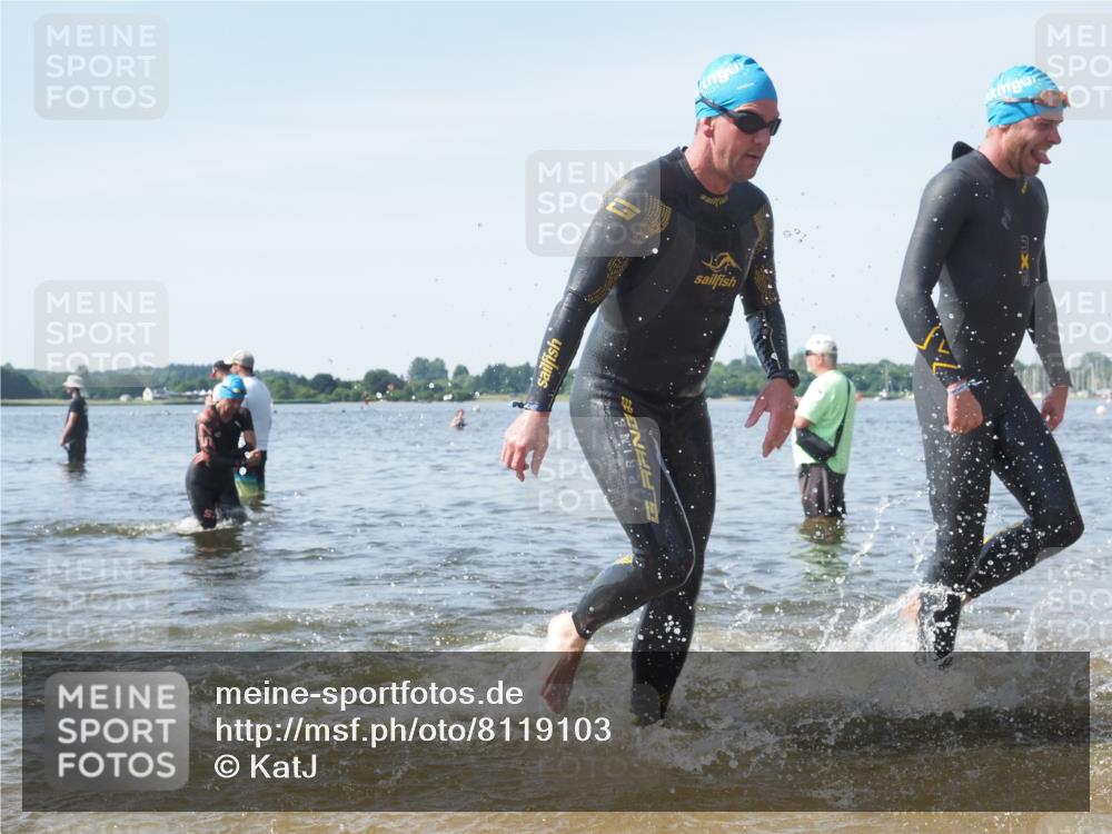 22.06.2025 - Viking Triathlon KatJ http://msf.ph/oto/8119103 22.06.2025 10:46:30 Schwimmen 60, 143, 225, 333, 406, 479 meine-sportfotos.de