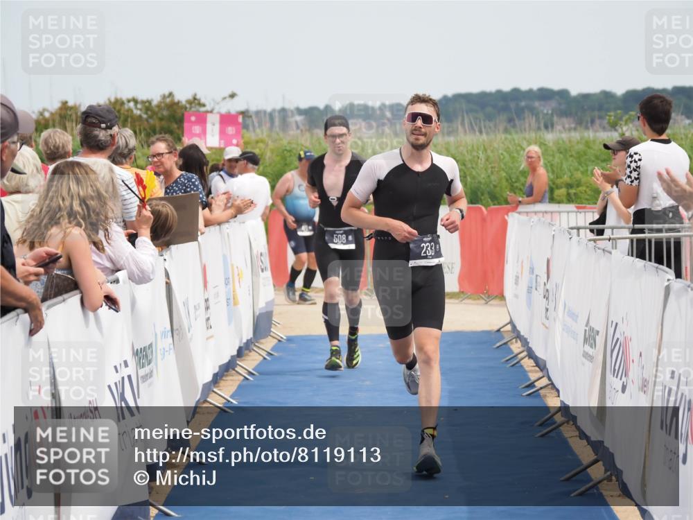 22.06.2025 - Viking Triathlon MichiJ http://msf.ph/oto/8119113 22.06.2025 14:58:42 Ziel 233, 464, 508 meine-sportfotos.de