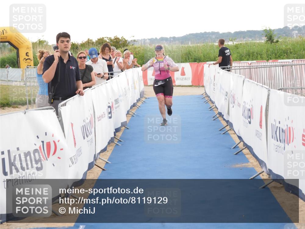 22.06.2025 - Viking Triathlon MichiJ http://msf.ph/oto/8119129 22.06.2025 16:28:25 Ziel 503 meine-sportfotos.de