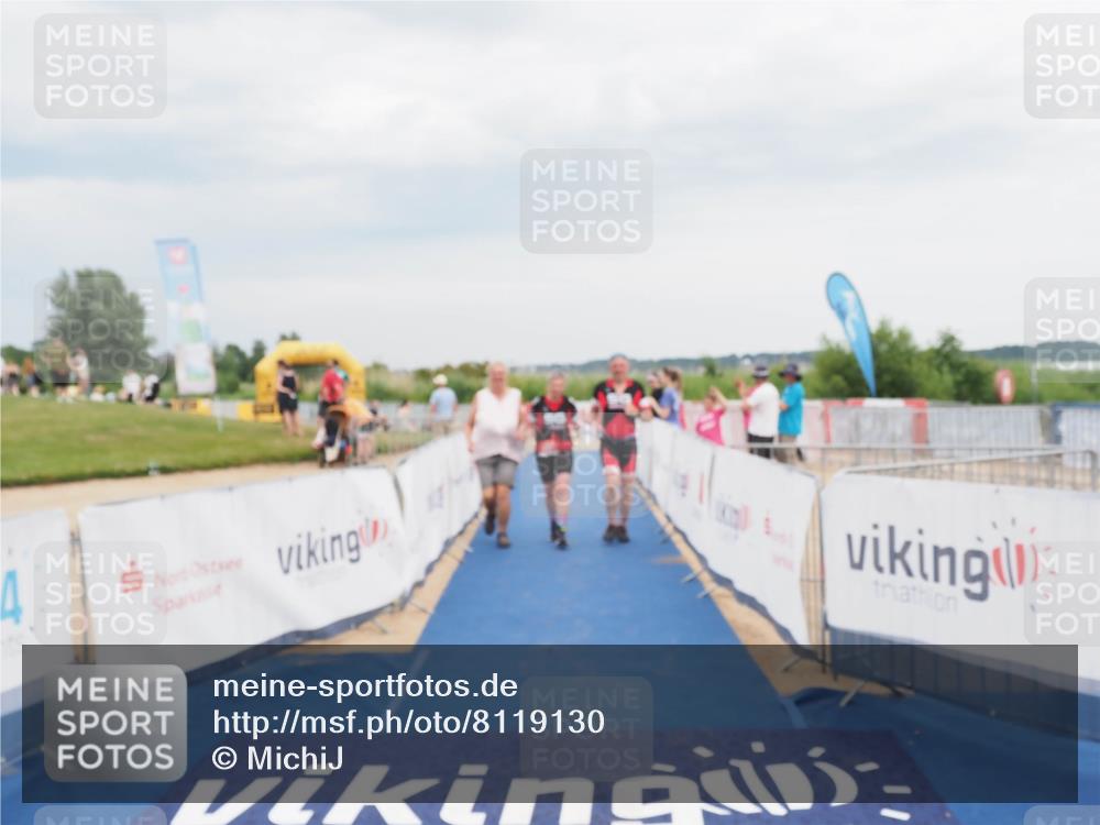 22.06.2025 - Viking Triathlon MichiJ http://msf.ph/oto/8119130 22.06.2025 16:59:29 Ziel 640 meine-sportfotos.de