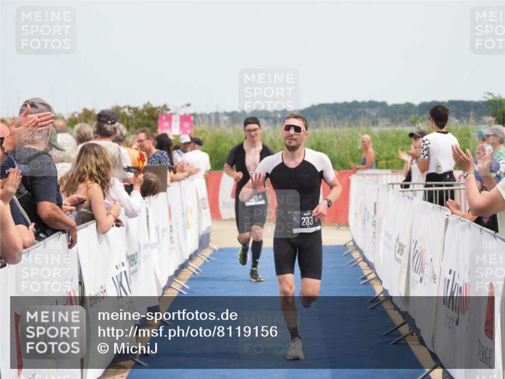 22.06.2025 - Viking Triathlon MichiJ http://msf.ph/oto/8119156 22.06.2025 14:58:42 Ziel 233, 464, 508 meine-sportfotos.de
