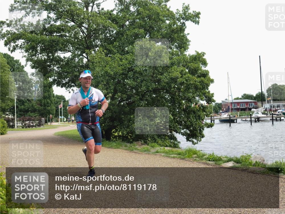 22.06.2025 - Viking Triathlon KatJ http://msf.ph/oto/8119178 22.06.2025 15:12:28 Laufen 353, 627 meine-sportfotos.de