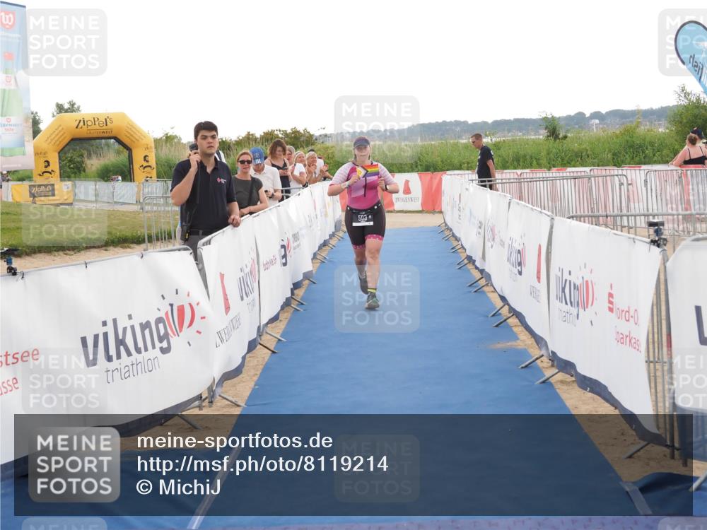 22.06.2025 - Viking Triathlon MichiJ http://msf.ph/oto/8119214 22.06.2025 16:28:26 Ziel 503 meine-sportfotos.de