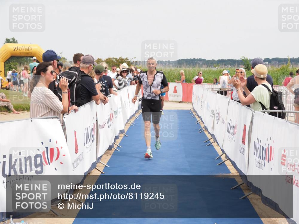 22.06.2025 - Viking Triathlon MichiJ http://msf.ph/oto/8119245 22.06.2025 15:09:09 Ziel 17 meine-sportfotos.de
