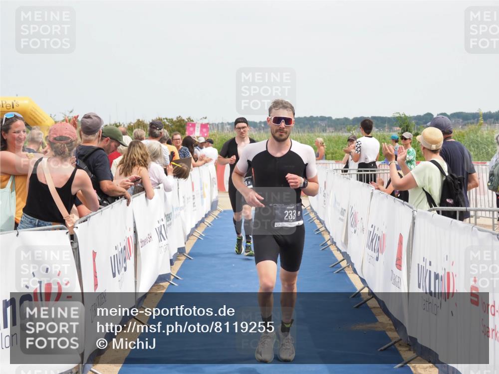 22.06.2025 - Viking Triathlon MichiJ http://msf.ph/oto/8119255 22.06.2025 14:58:44 Ziel 233, 508 meine-sportfotos.de