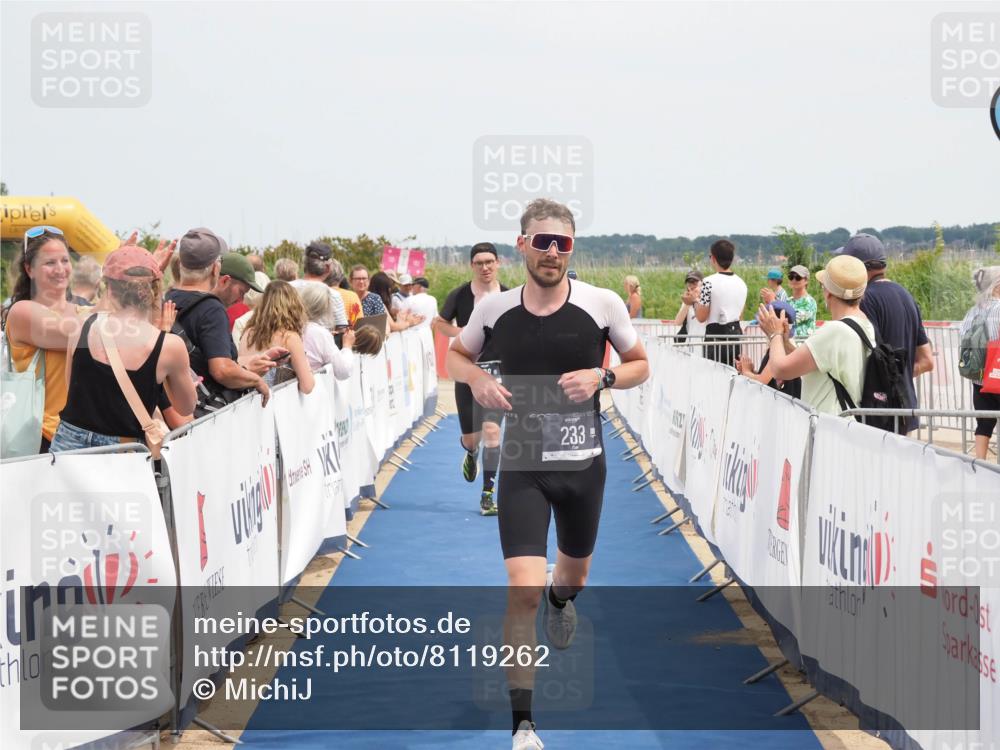 22.06.2025 - Viking Triathlon MichiJ http://msf.ph/oto/8119262 22.06.2025 14:58:44 Ziel 233, 508 meine-sportfotos.de