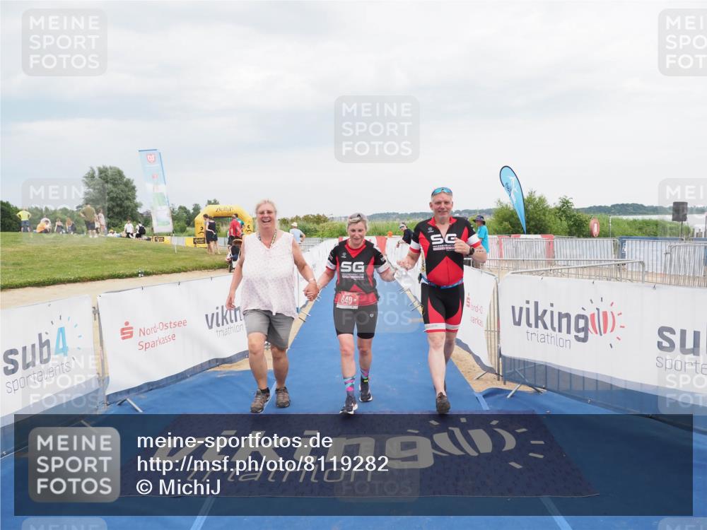 22.06.2025 - Viking Triathlon MichiJ http://msf.ph/oto/8119282 22.06.2025 16:59:31 Ziel 640 meine-sportfotos.de