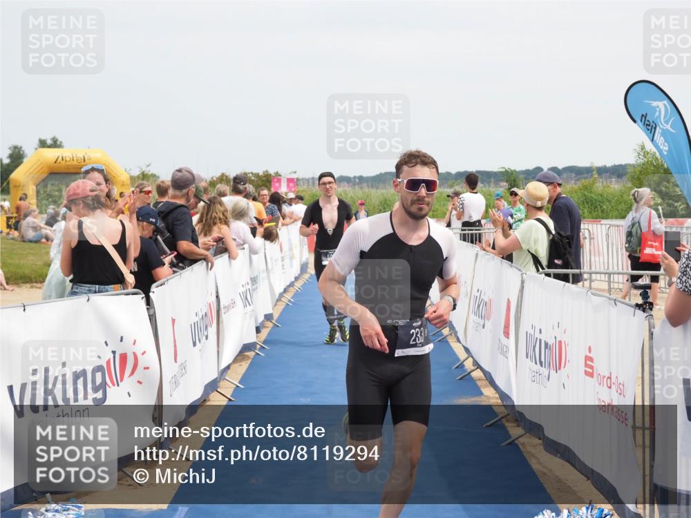 22.06.2025 - Viking Triathlon MichiJ http://msf.ph/oto/8119294 22.06.2025 14:58:44 Ziel 233, 508 meine-sportfotos.de