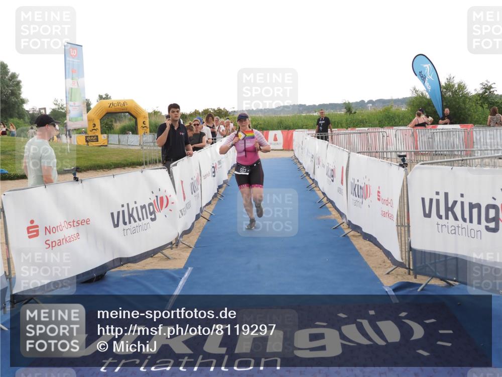 22.06.2025 - Viking Triathlon MichiJ http://msf.ph/oto/8119297 22.06.2025 16:28:27 Ziel 503 meine-sportfotos.de
